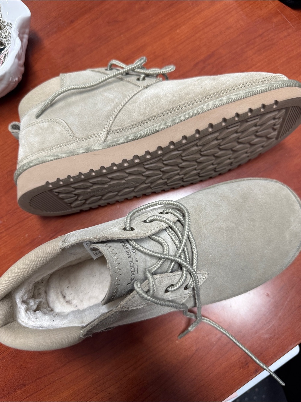 Koolaburra by Ugg shoes size 9 // 100125